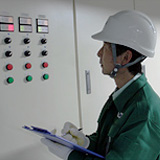 写真:設備メンテナンス