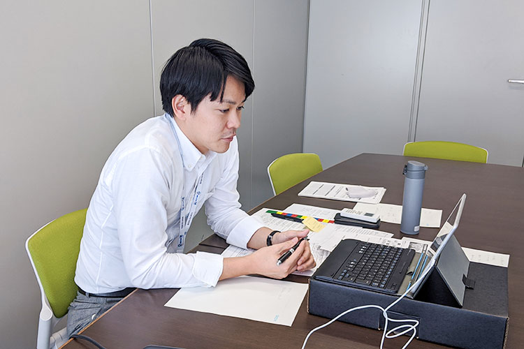 写真:オンライン企業別相談会