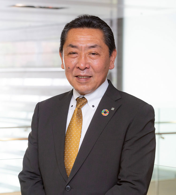 写真:岡本昭彦