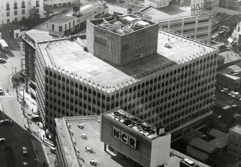 写真：5番目の本社となった赤坂の三会堂ビル