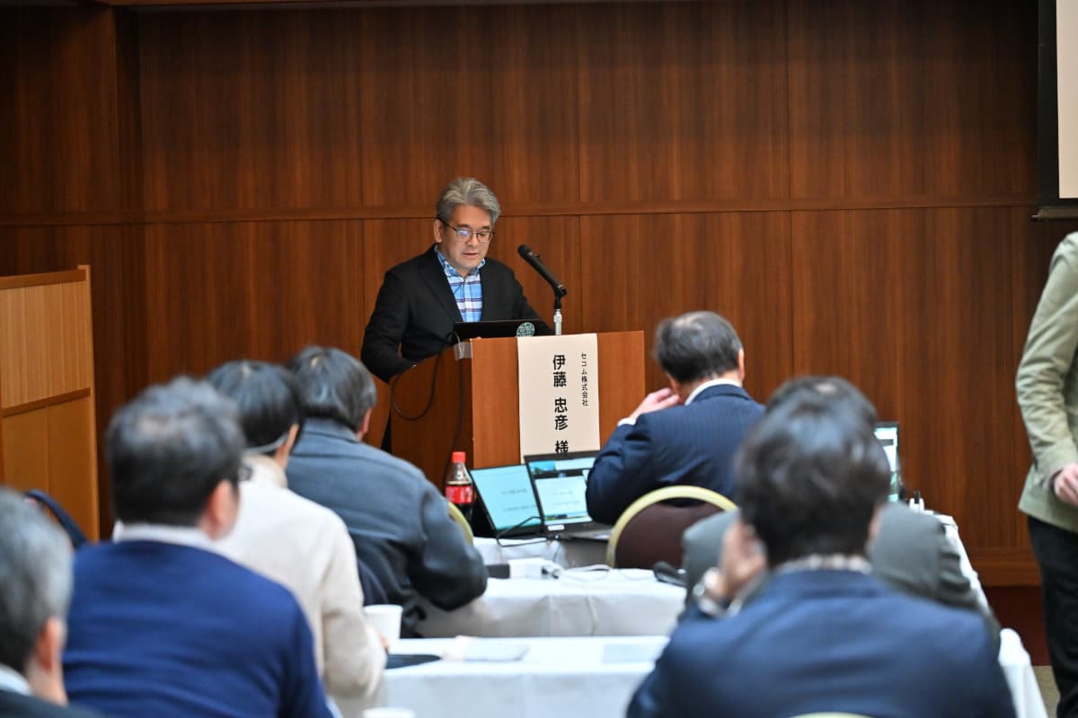 伊藤上級研究員