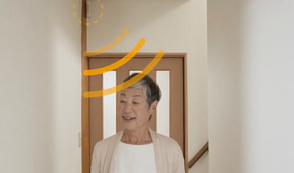 離れて暮らす、大切な親御さまをセコムで見守り POINT02