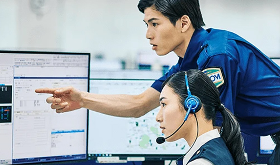 離れて暮らす、大切な親御さまをセコムで見守り POINT03